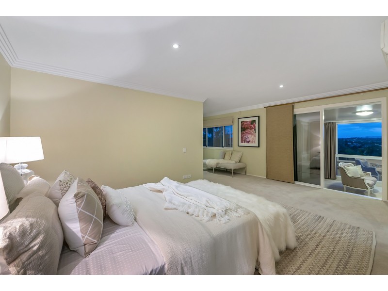 279 Kenmore Road, Fig Tree Pocket QLD 4069
