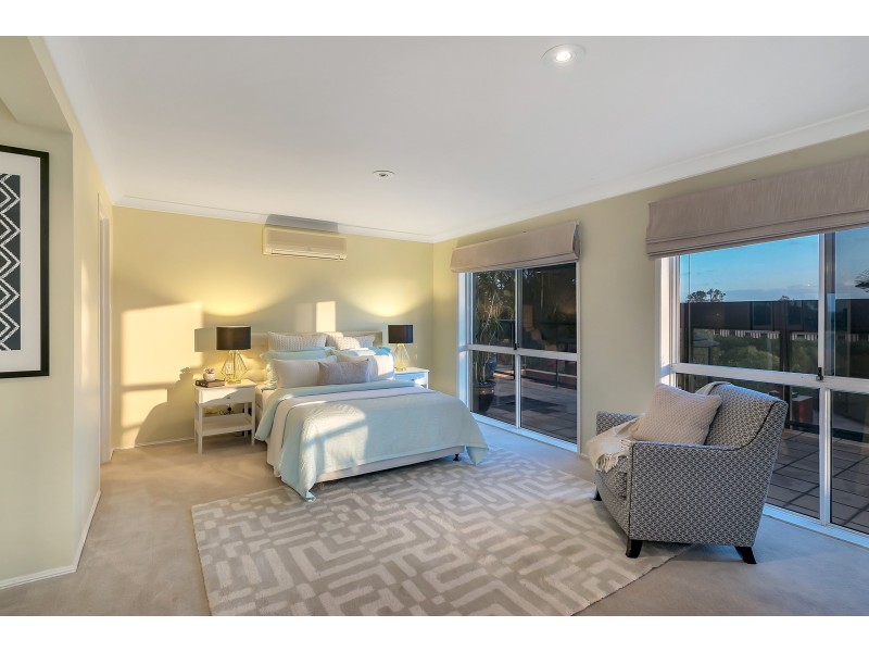 279 Kenmore Road, Fig Tree Pocket QLD 4069