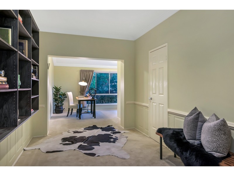 279 Kenmore Road, Fig Tree Pocket QLD 4069