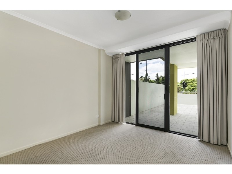 203/8 Land Street, Toowong QLD 4066