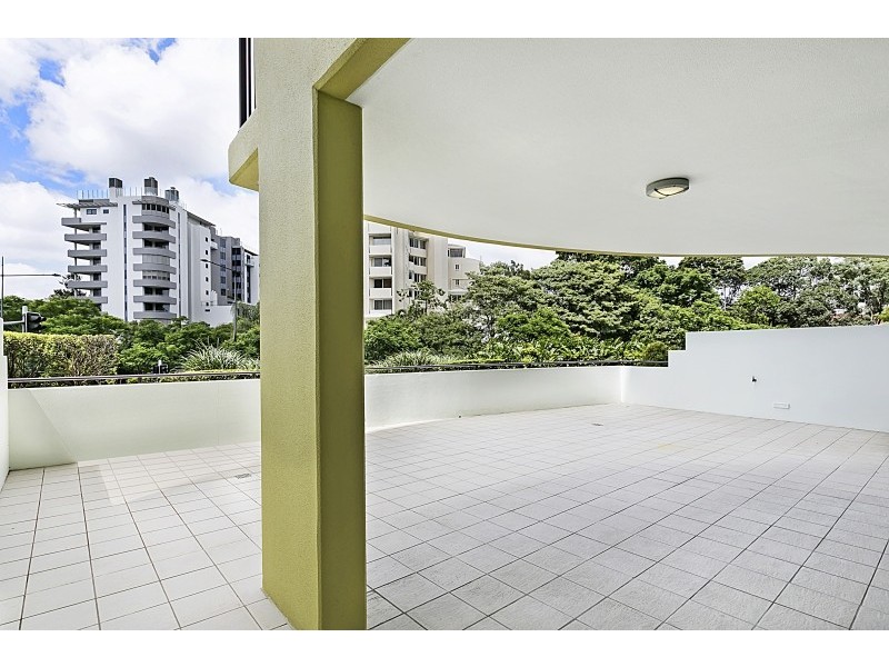 203/8 Land Street, Toowong QLD 4066
