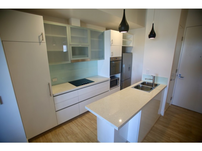 13/39-41 Clarence Road, Indooroopilly QLD 4068