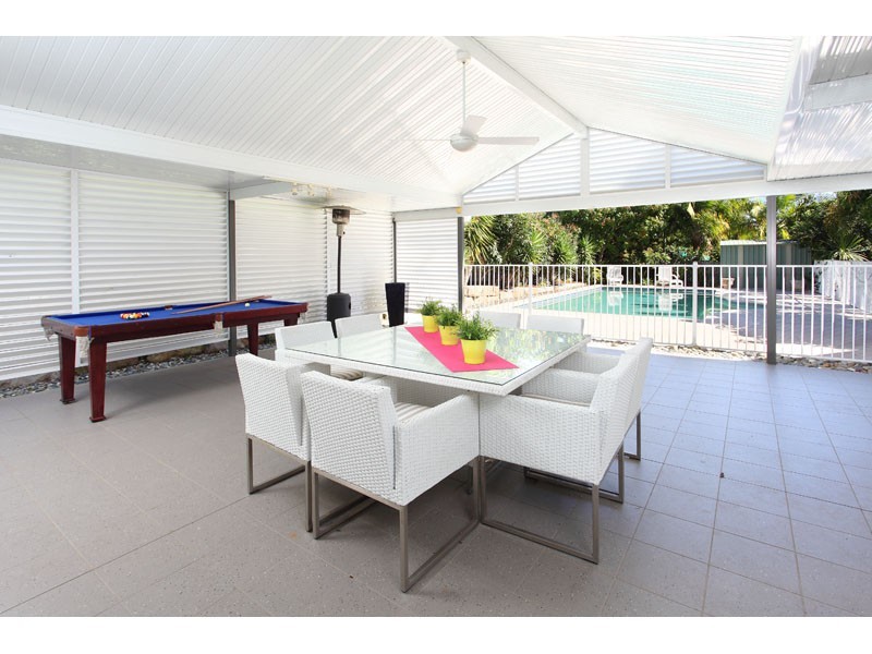 8 Blackbutt Place, Brookfield QLD 4069