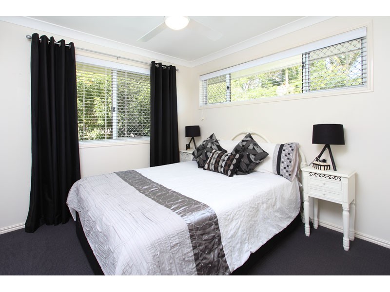 8 Blackbutt Place, Brookfield QLD 4069