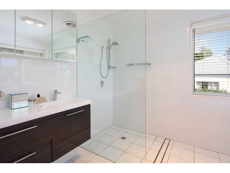 8 Blackbutt Place, Brookfield QLD 4069