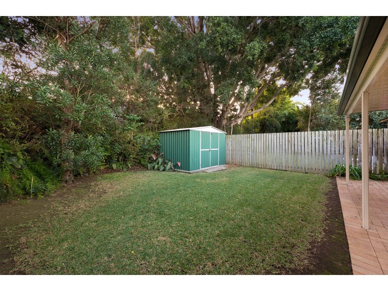 10 Nicholson Street, Mitchelton QLD 4053