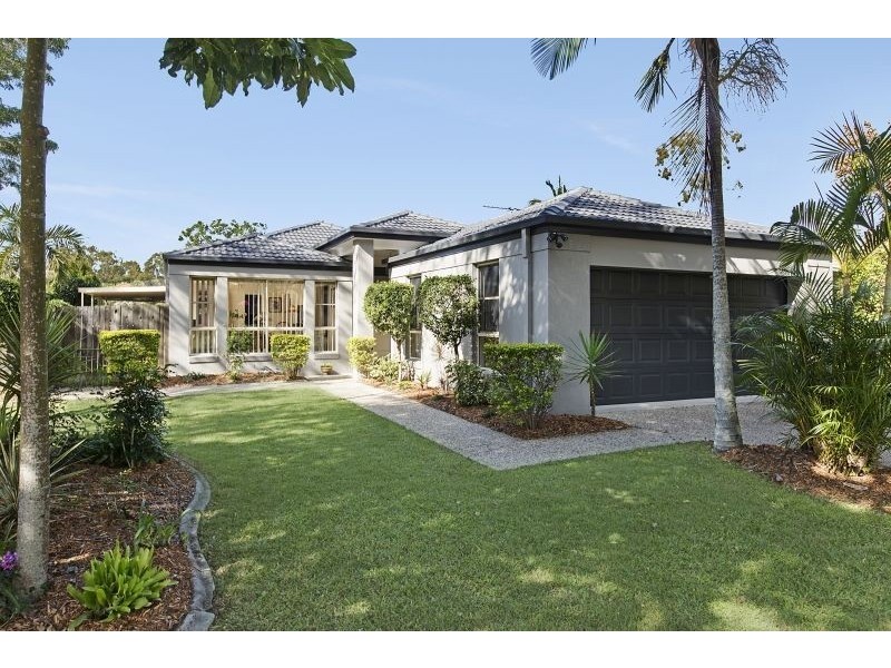2 Glen Ct, Kenmore QLD 4069