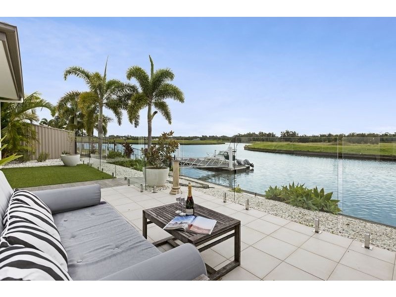 17 The Landing, Banksia Beach QLD 4507