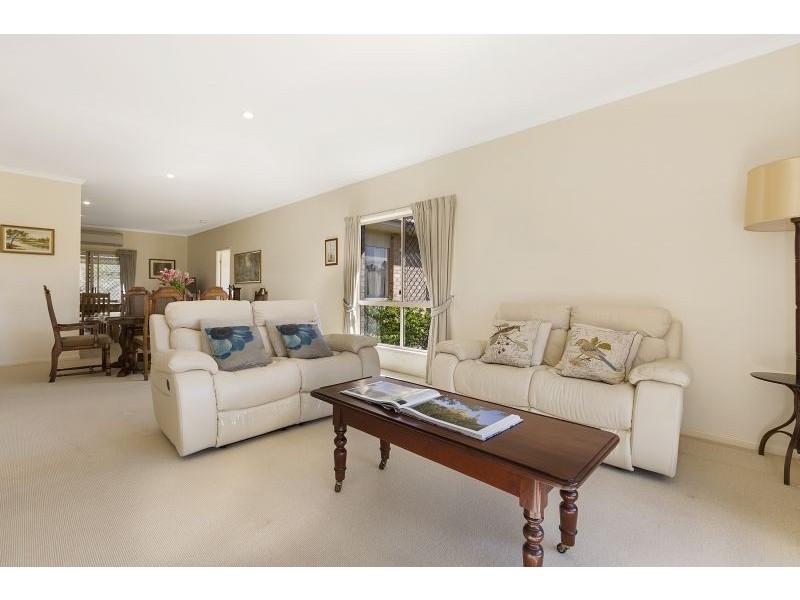 31 Joseph Place, Sinnamon Park QLD 4073