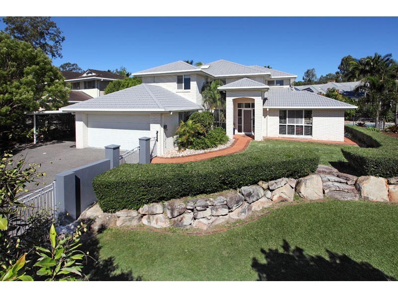 8 Blackbutt Place, Brookfield QLD 4069
