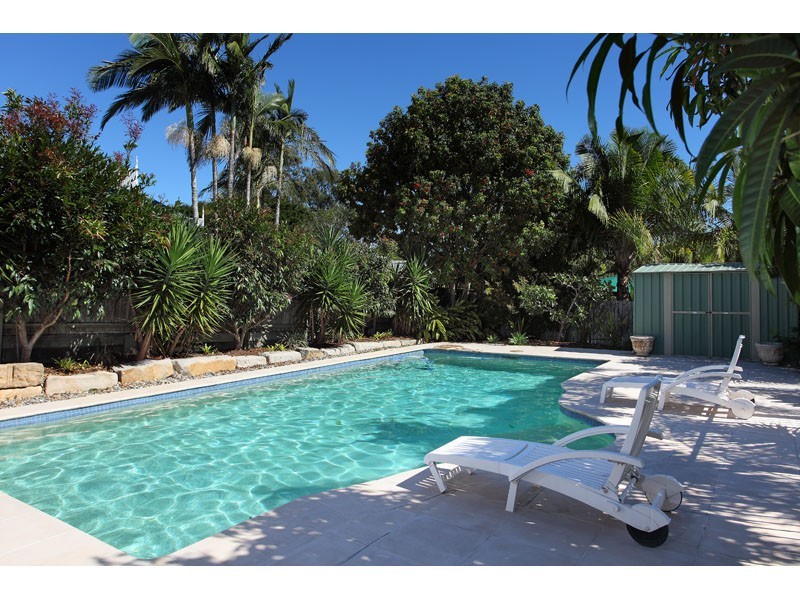 8 Blackbutt Place, Brookfield QLD 4069