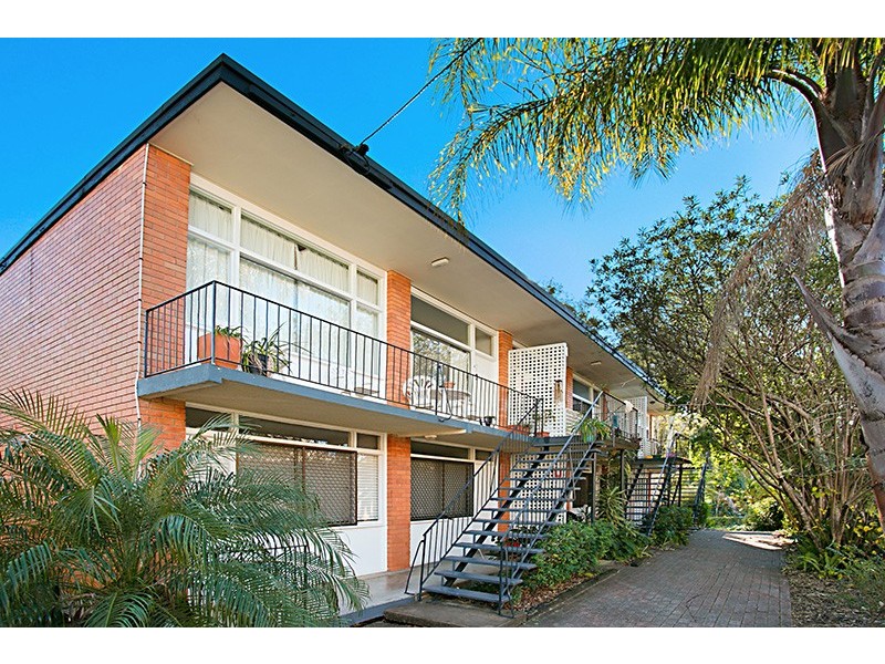 2/74 Highland Tce, St Lucia QLD 4067