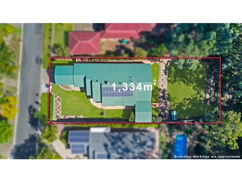 20 Peebles Pl, Chapel Hill QLD 4069