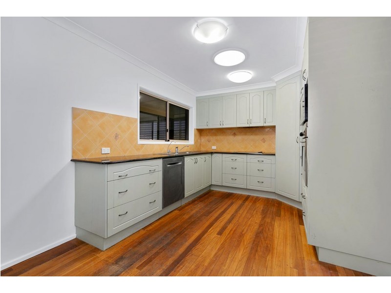 3 Glenside Street, Wavell Heights QLD 4012