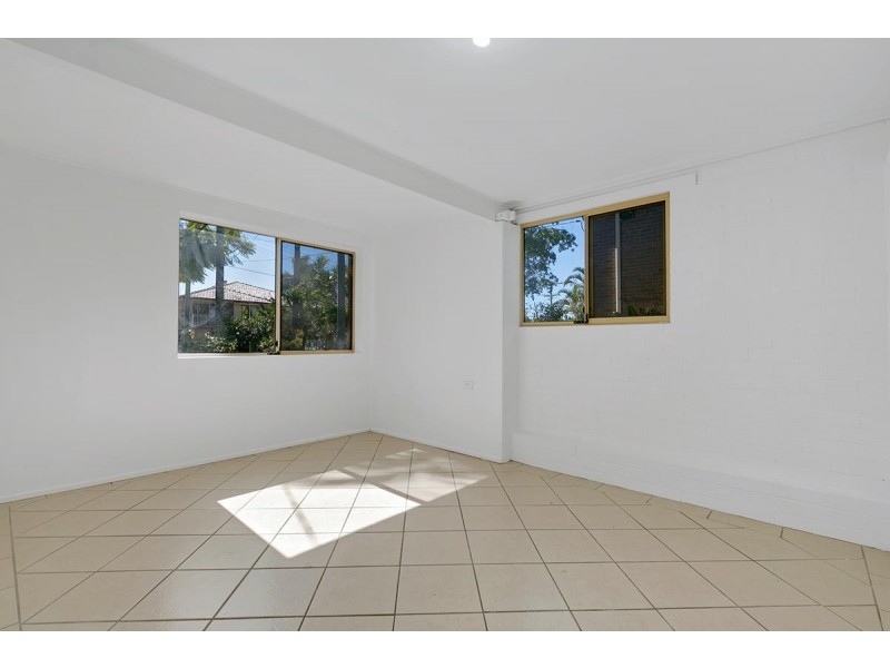 3 Glenside Street, Wavell Heights QLD 4012