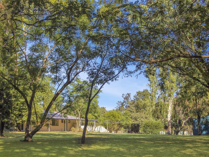 69 Carralluma Crescent, Fernvale QLD 4306