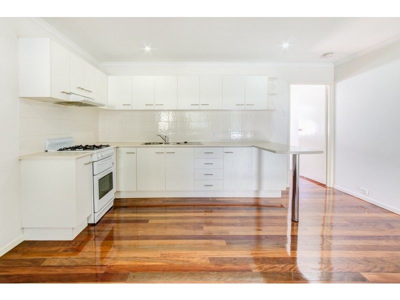2/15 Cedar Street, Greenslopes QLD 4120