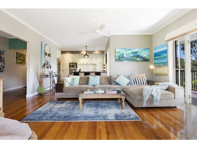 20 Cromwell Cl, Brookfield QLD 4069