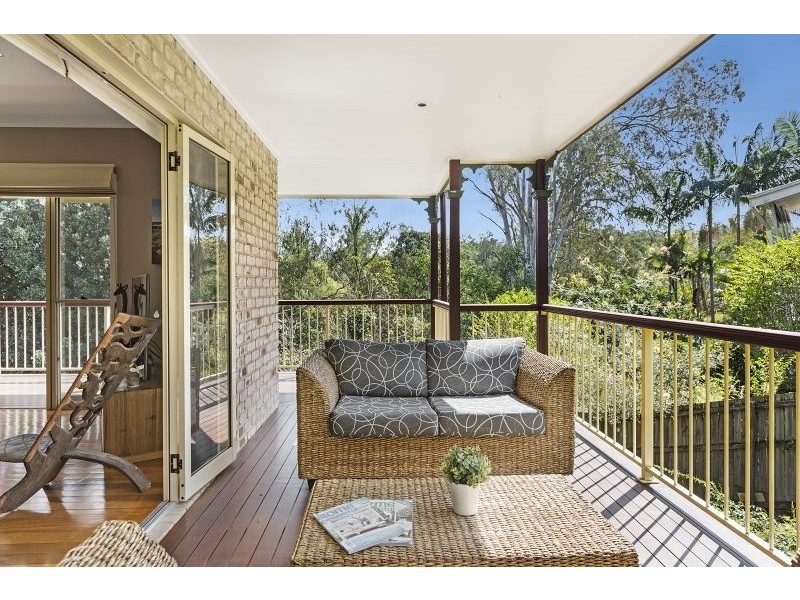 20 Cromwell Cl, Brookfield QLD 4069