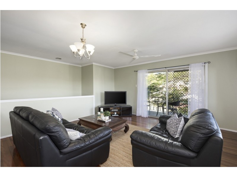 19 Tristania Street, Everton Hills QLD 4053