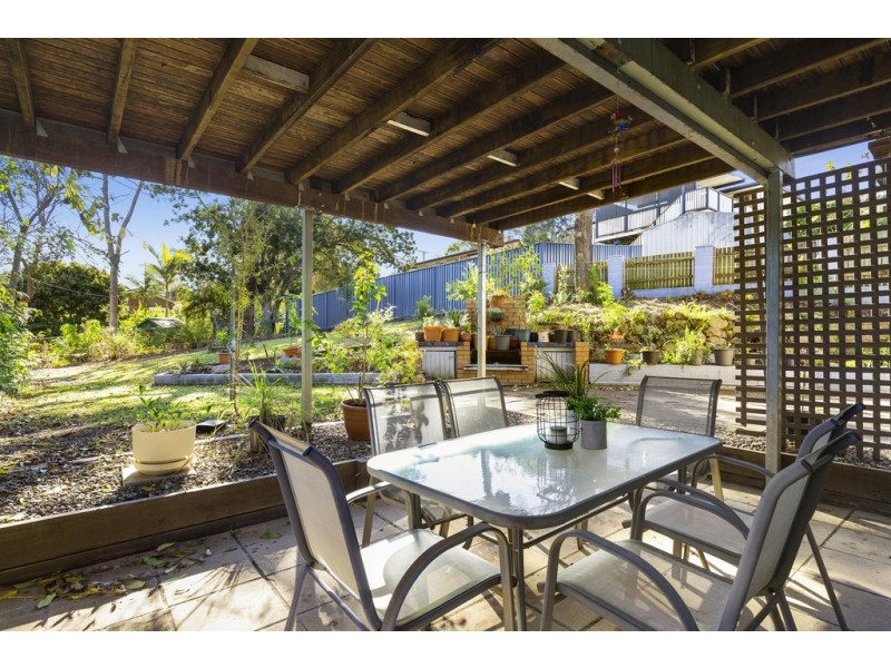 19 Tristania Street, Everton Hills QLD 4053