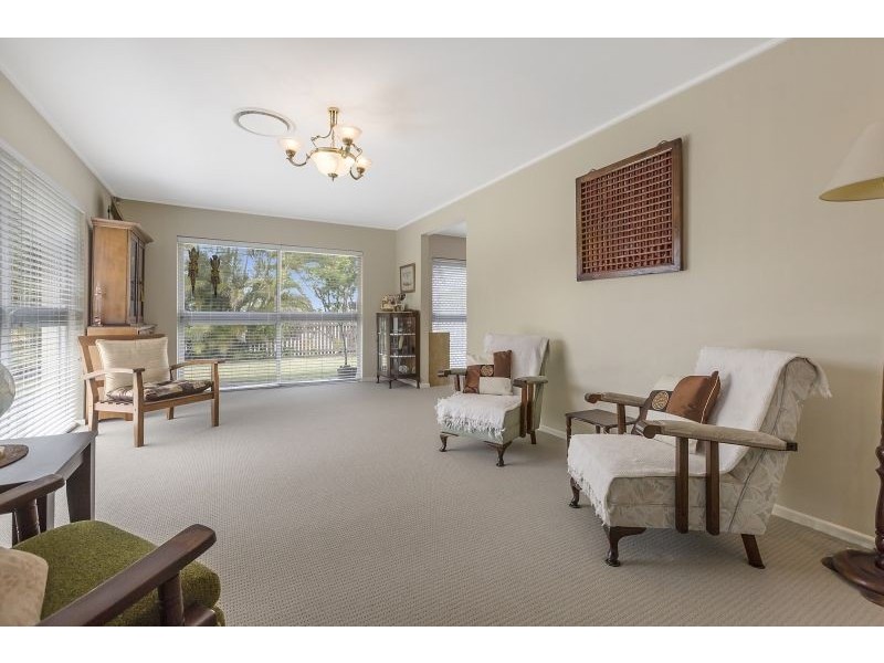 2 Ramor Street, Kenmore QLD 4069