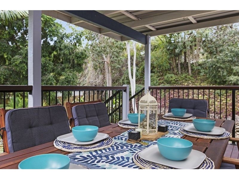 3 Kenhaven St, Kenmore QLD 4069