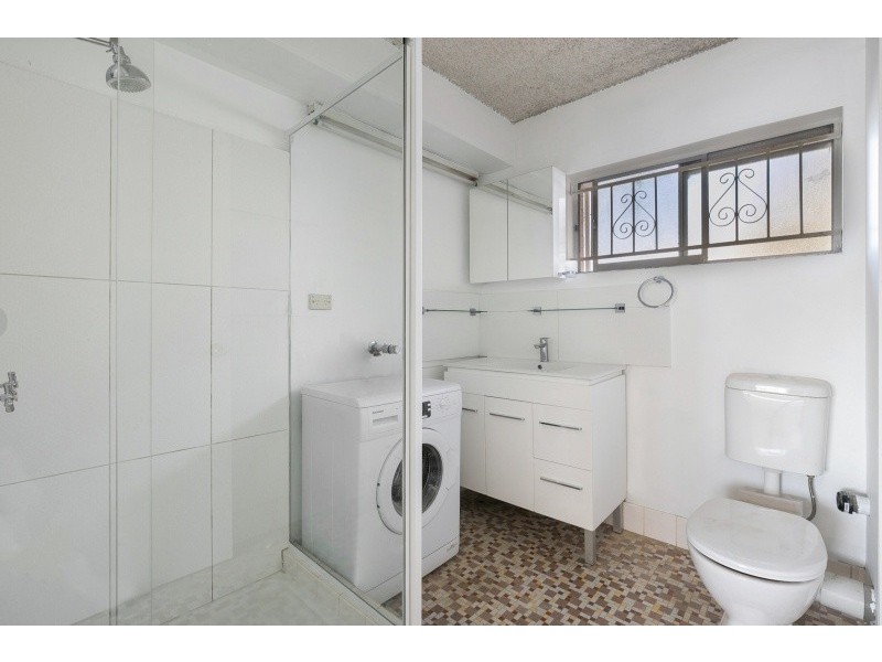 4/179 Kennigo Street, Spring Hill QLD 4000
