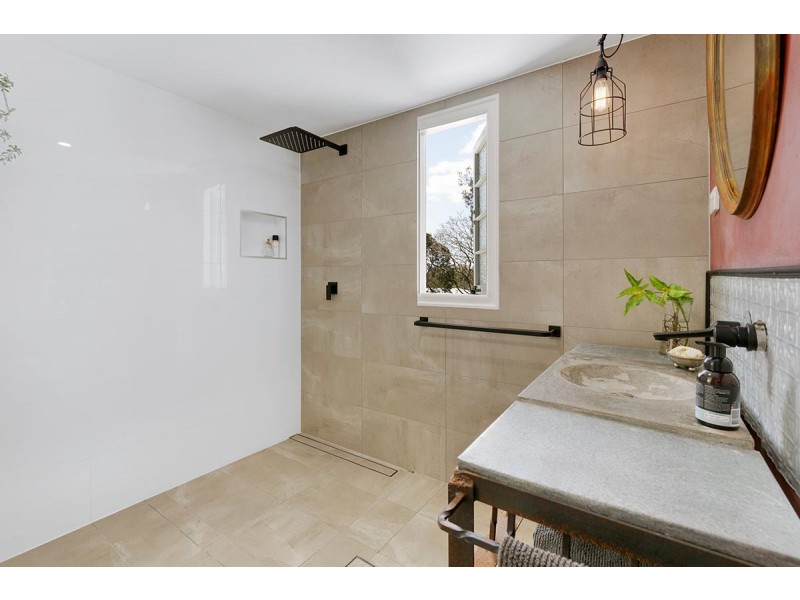 69 Moola Road, Ashgrove QLD 4060