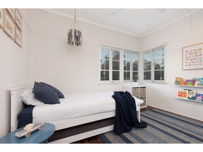 18 Doorey Street, Keperra QLD 4054