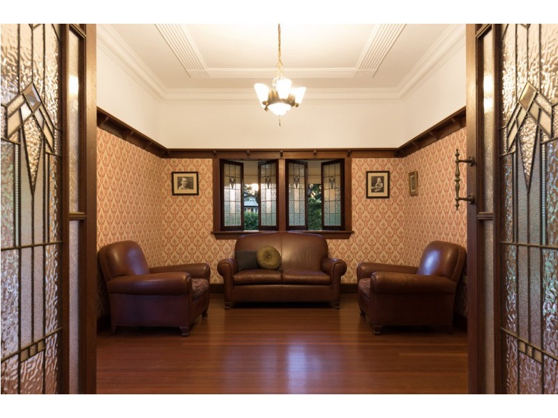 19 Glenlyon Drive, Ashgrove QLD 4060
