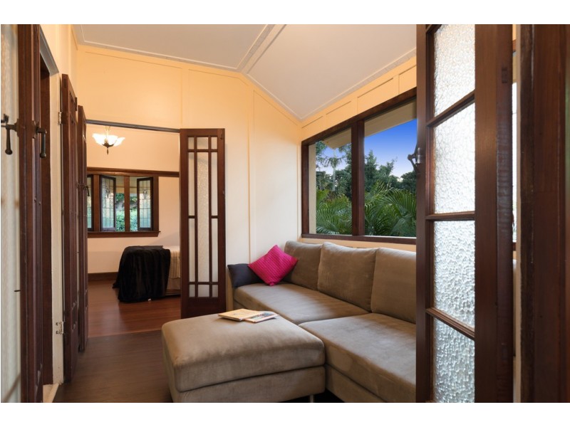 19 Glenlyon Drive, Ashgrove QLD 4060