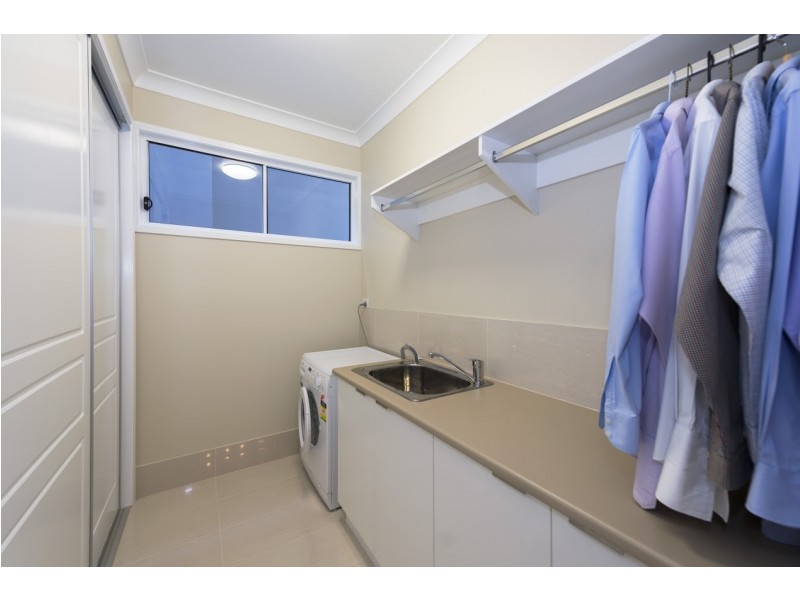 42 Alexandra Street, Bardon QLD 4065