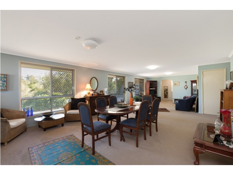 97 View Crescent, Arana Hills QLD 4054