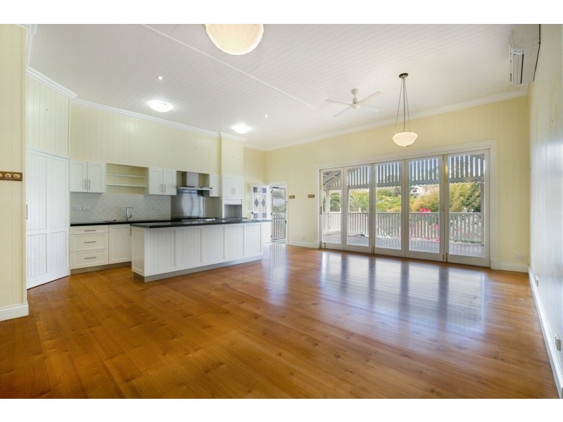 19 Sleath Street, Toowong QLD 4066