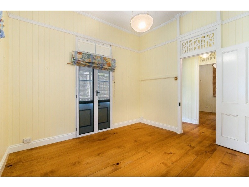 19 Sleath Street, Toowong QLD 4066