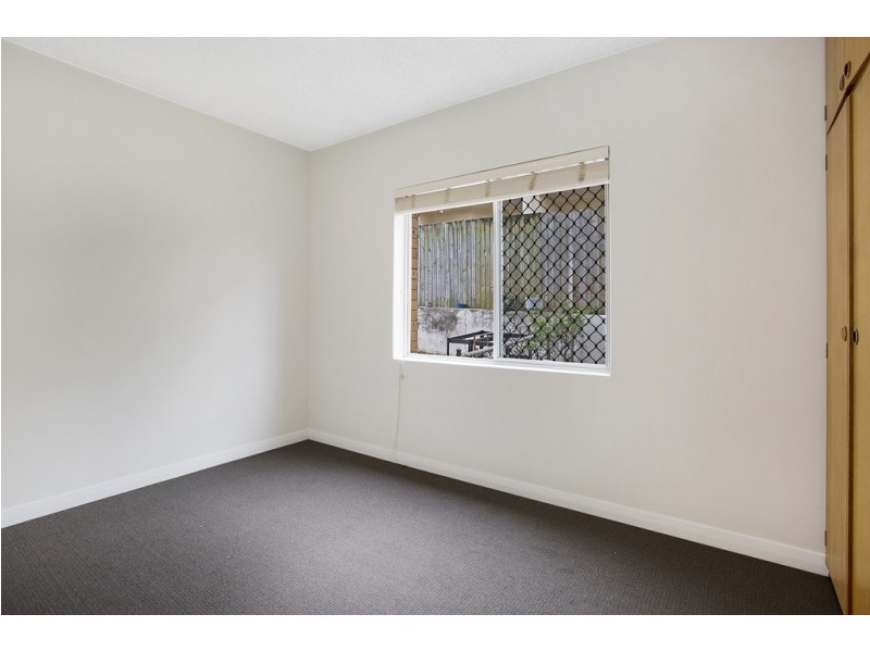 2/21 Glen Road, Toowong QLD 4066