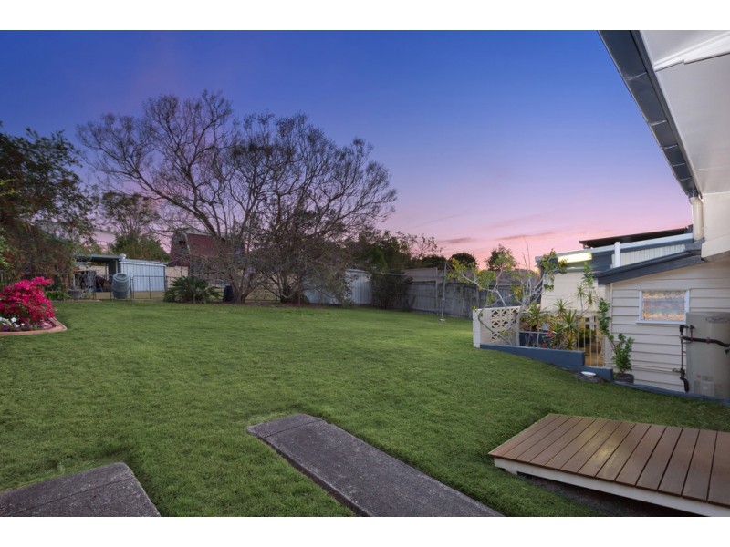 82 Mawson Street, Stafford Heights QLD 4053