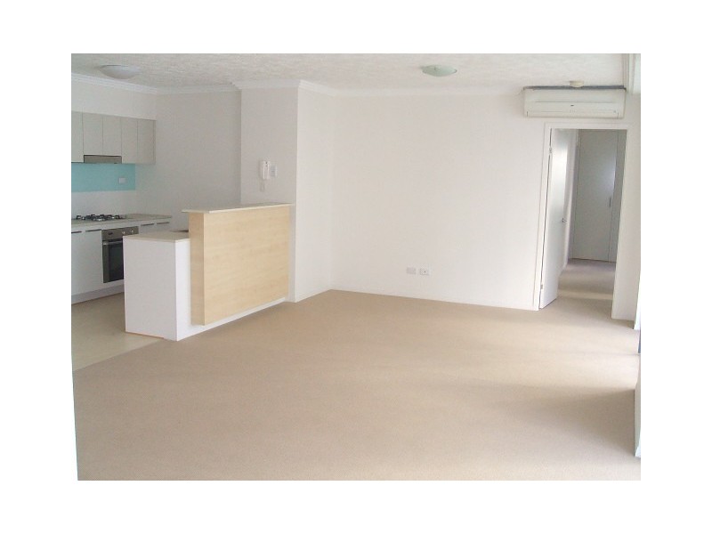 219/803 Stanley Street, Woolloongabba QLD 4102