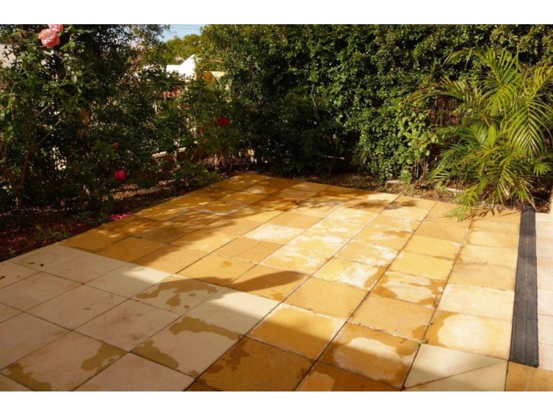 1/31 Sisley Street, St Lucia QLD 4067