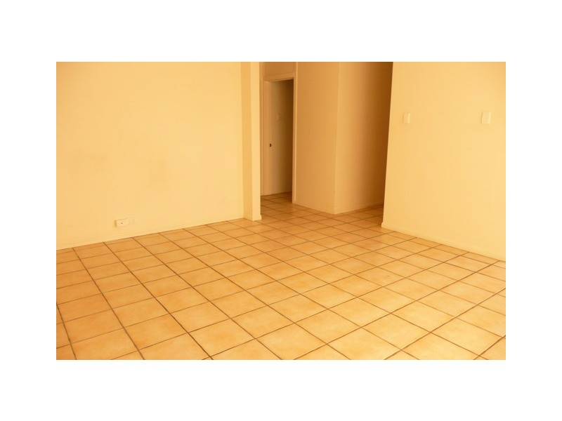 1/31 Sisley Street, St Lucia QLD 4067