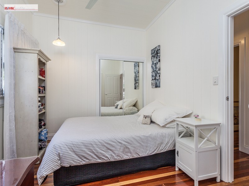 19 Claremont Street, Red Hill QLD 4059