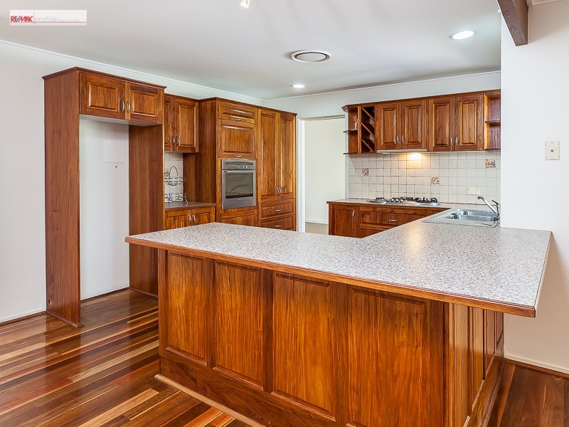 4 Appin Street, Kenmore QLD 4069