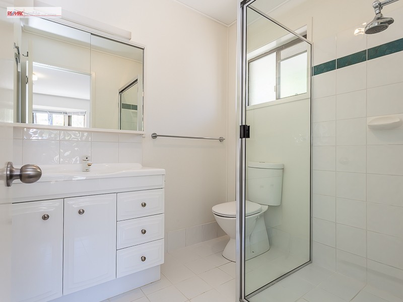 4 Appin Street, Kenmore QLD 4069