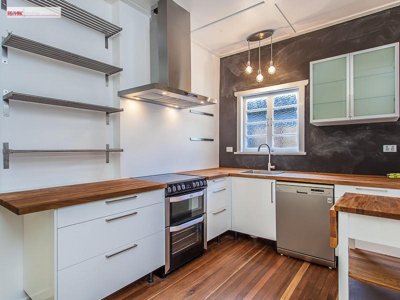 34 Barnett Road, Bardon QLD 4065