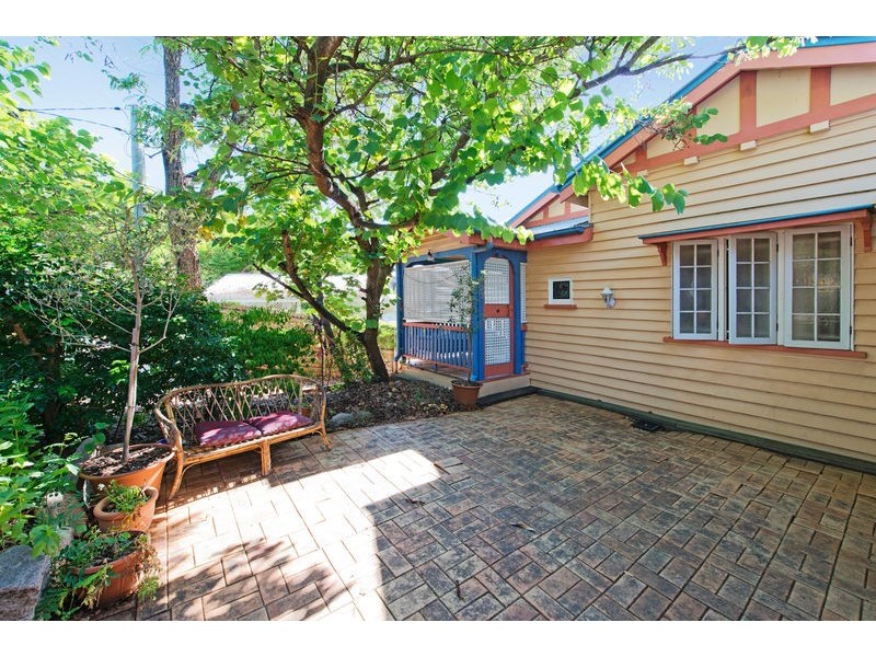 16 Central Avenue, Paddington QLD 4064