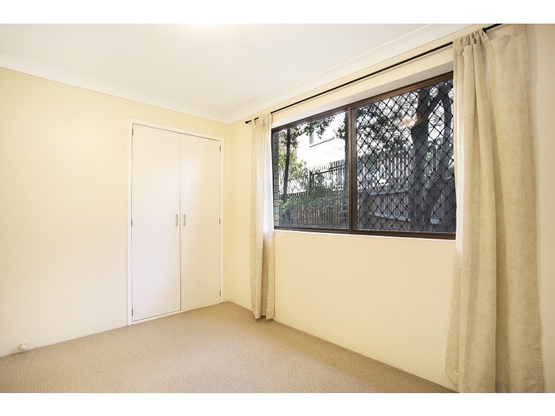 2/37 Cadell Street, Toowong QLD 4066