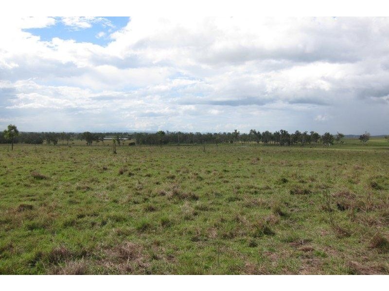 1211 Middle Road, Peak Crossing QLD 4306