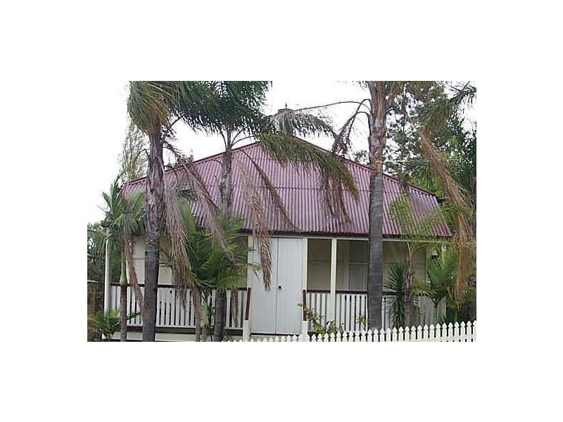 15 Isaac Street, Milton QLD 4064