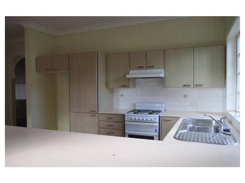 15 Isaac Street, Milton QLD 4064